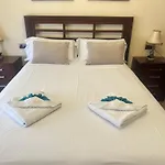 Homely Centro 托雷维耶哈