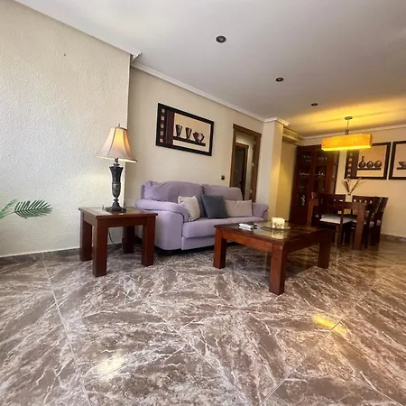 Homely Centro Apartment