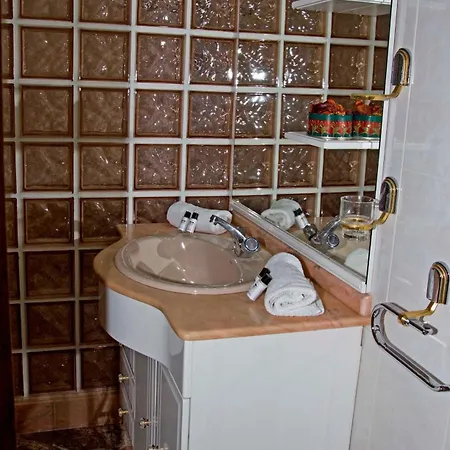 Apartament Homely Centro *